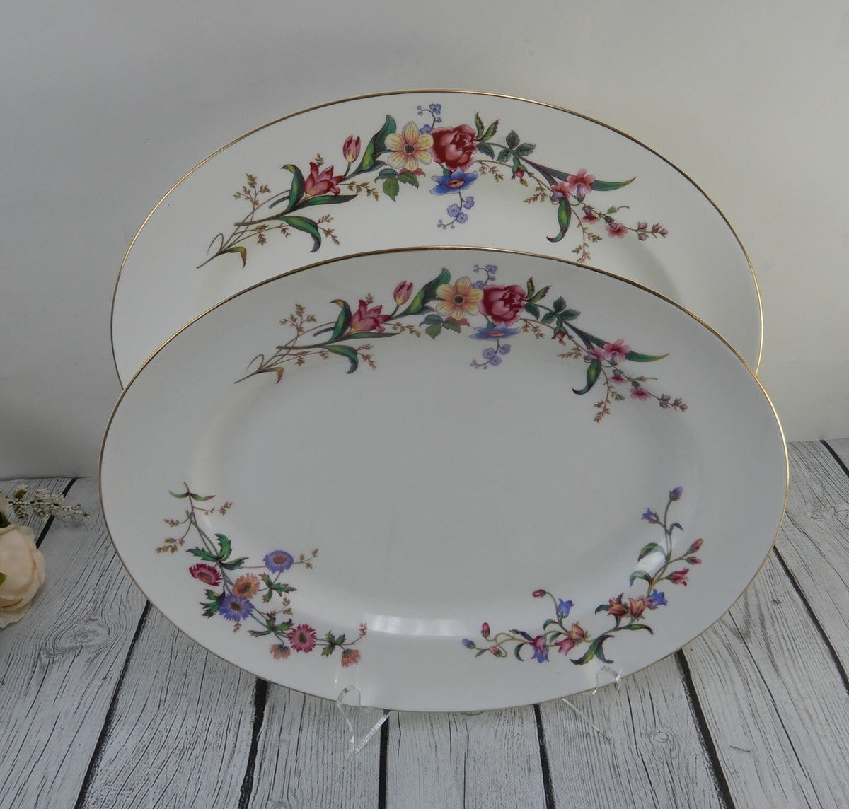 Vintage Wedgwood " Devon Sprays " Set of two Oval 15" Patter and 13-1/2" Platter