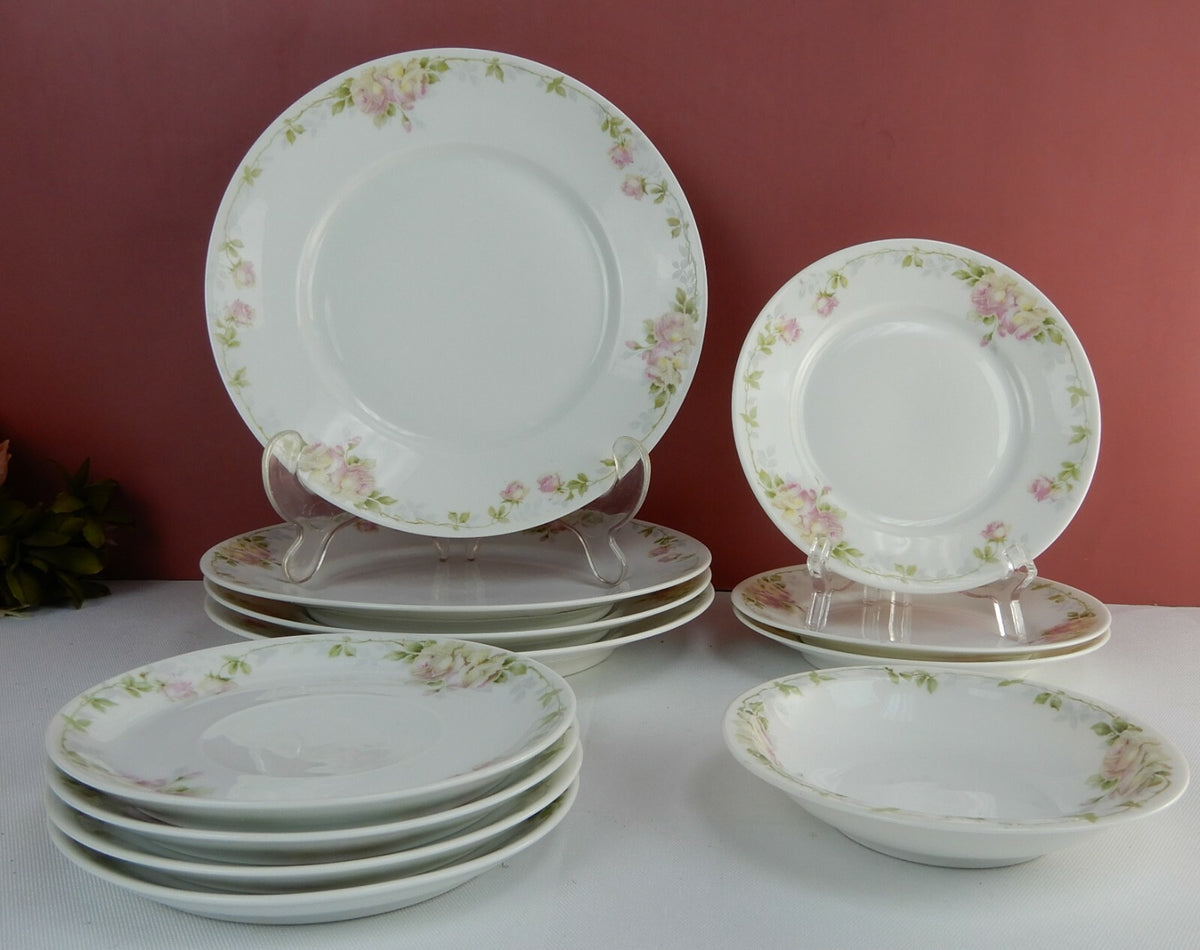 Set of 12 Piece SELB BAVARIA ROSENTHAL Donatello For Replacements