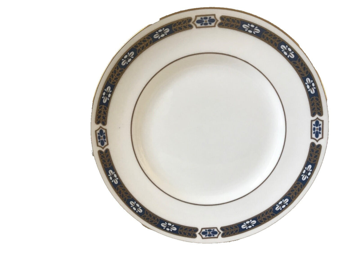 Royal Worcester Porcelain Gold Rim Chelsea Birds 9-1/8" Plate  C
