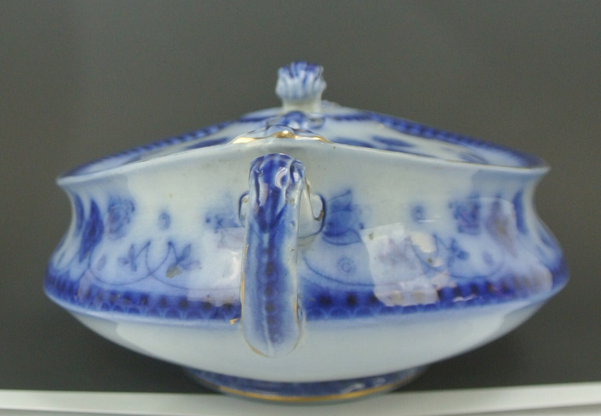 Ford & Sons LTD Semi Porcelain Flow Blue Belmont Burlem Lidded Vegetable Bowl