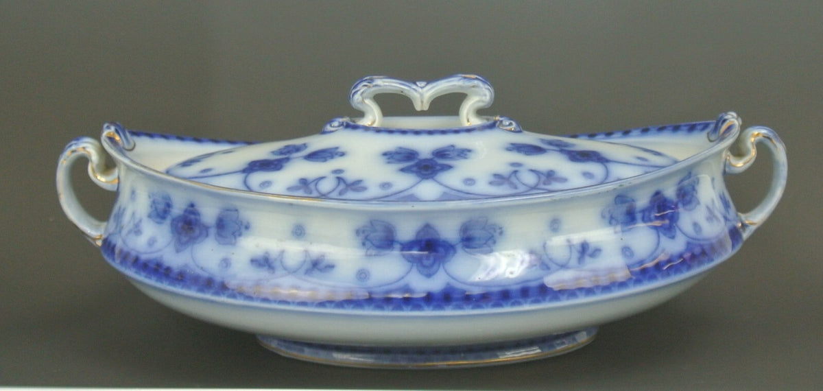 Ford & Sons LTD Semi Porcelain Flow Blue Belmont Burlem Lidded Vegetable Bowl