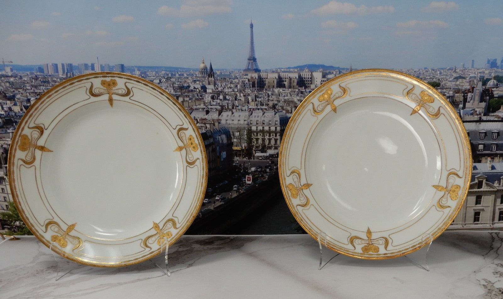 Paris two plates