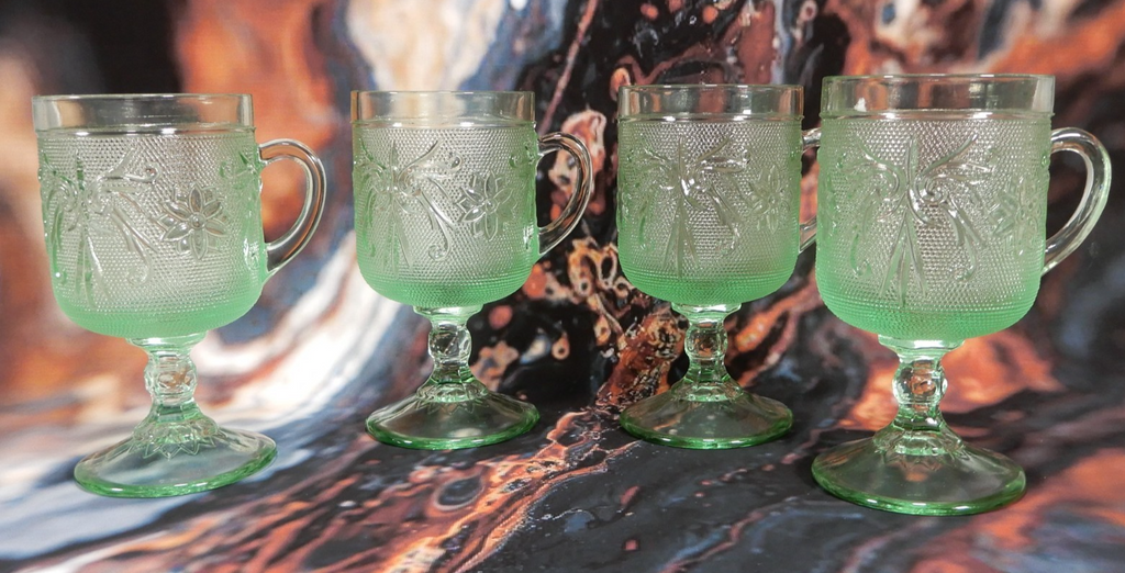 Set of 4 Tiara Chantilly Green Irish Coffee Mugs, Sandwich Daisy Pattern 7oz