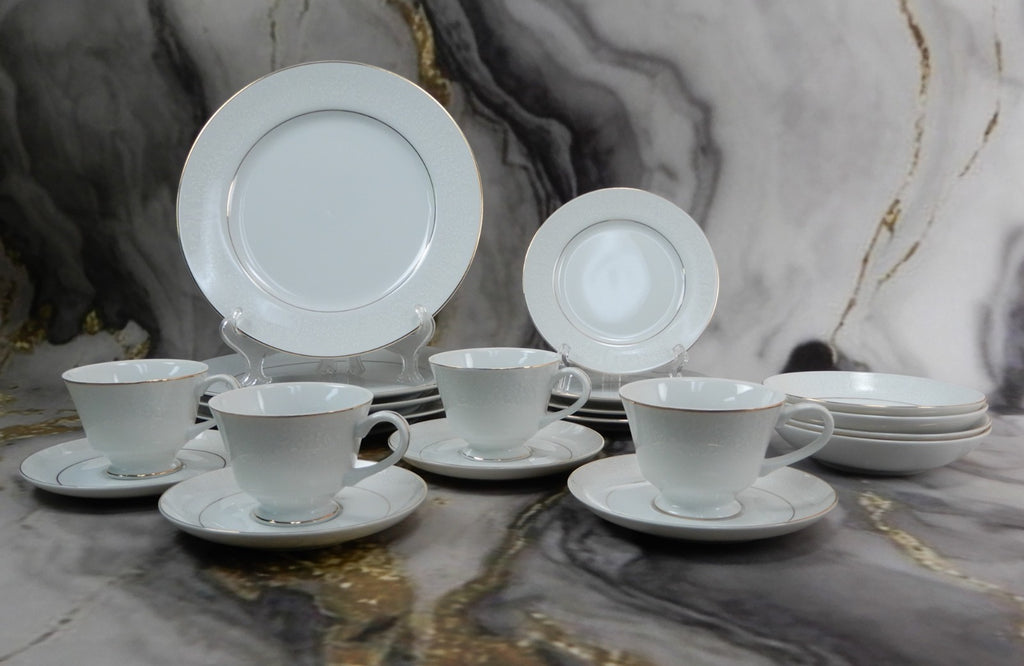 20 Pieces 6-Piece 4 Place Norleans fine china "White Lace" Made in Japan