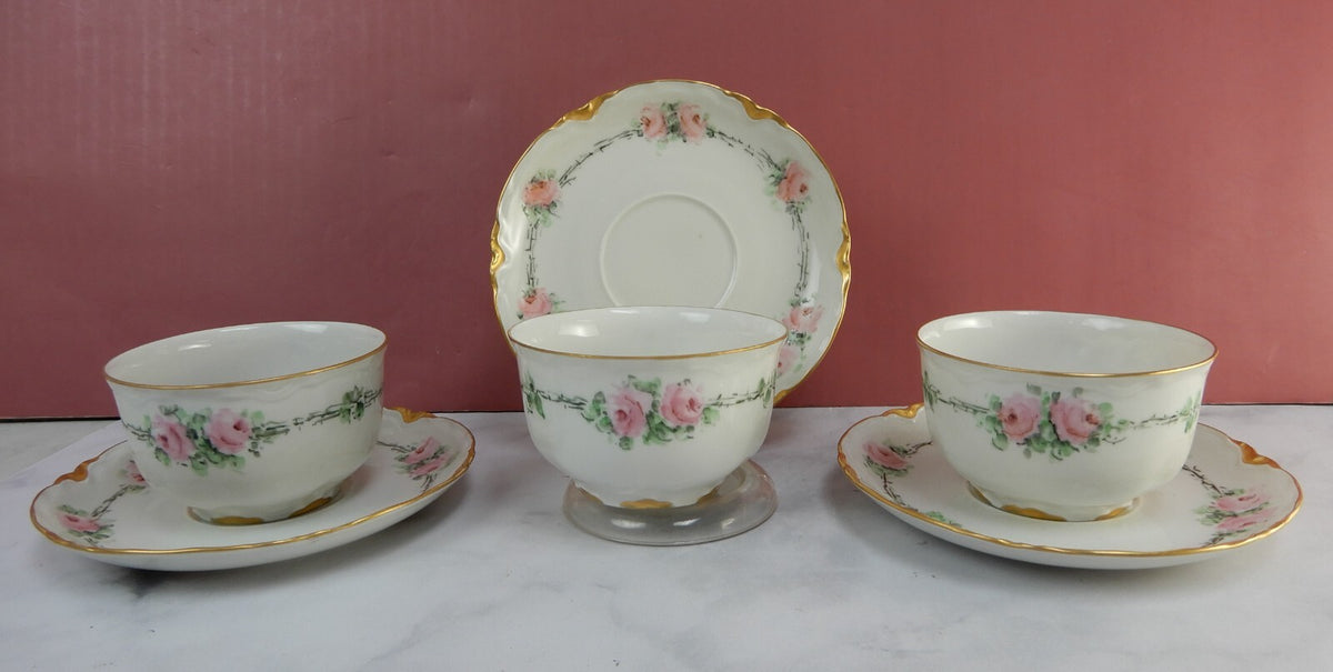 Set of 3 Hutschenreuther Selb Bavaria Cups and Saucers with  Pink Roses
