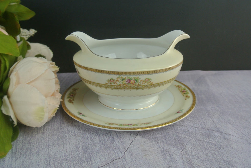 Vintage Hand Painted Meito China Gravy/Sauce Bowl Attached Underplate