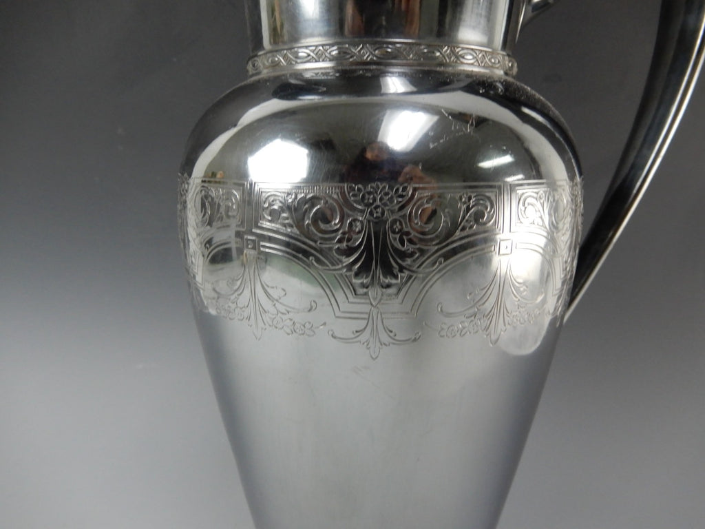 Vintage Wallace E.P.W.M. V8101  Ice Tea /Water Pitcher with Ice Lip