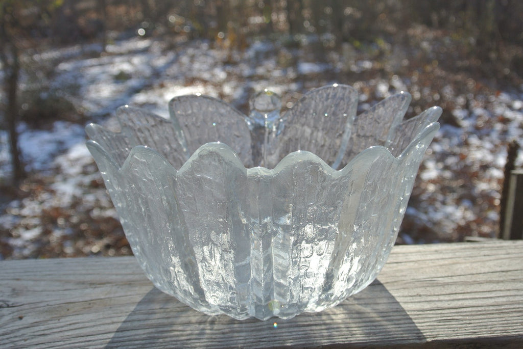 Vintage Orrefors "Eden" Leaf Bowl Designed by Lars Hellsten 9" Across