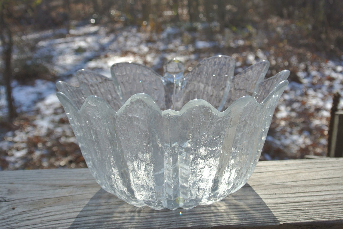 Vintage Orrefors "Eden" Leaf Bowl Designed by Lars Hellsten 9" Across
