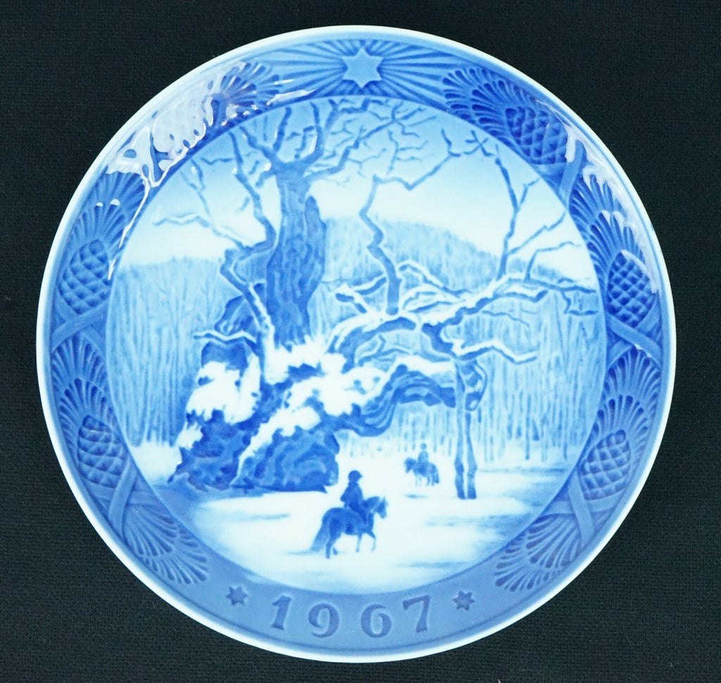 Royal Copenhagen Denmark Annual Christmas Plate 1967, 67, 68, 76 Kai Lange