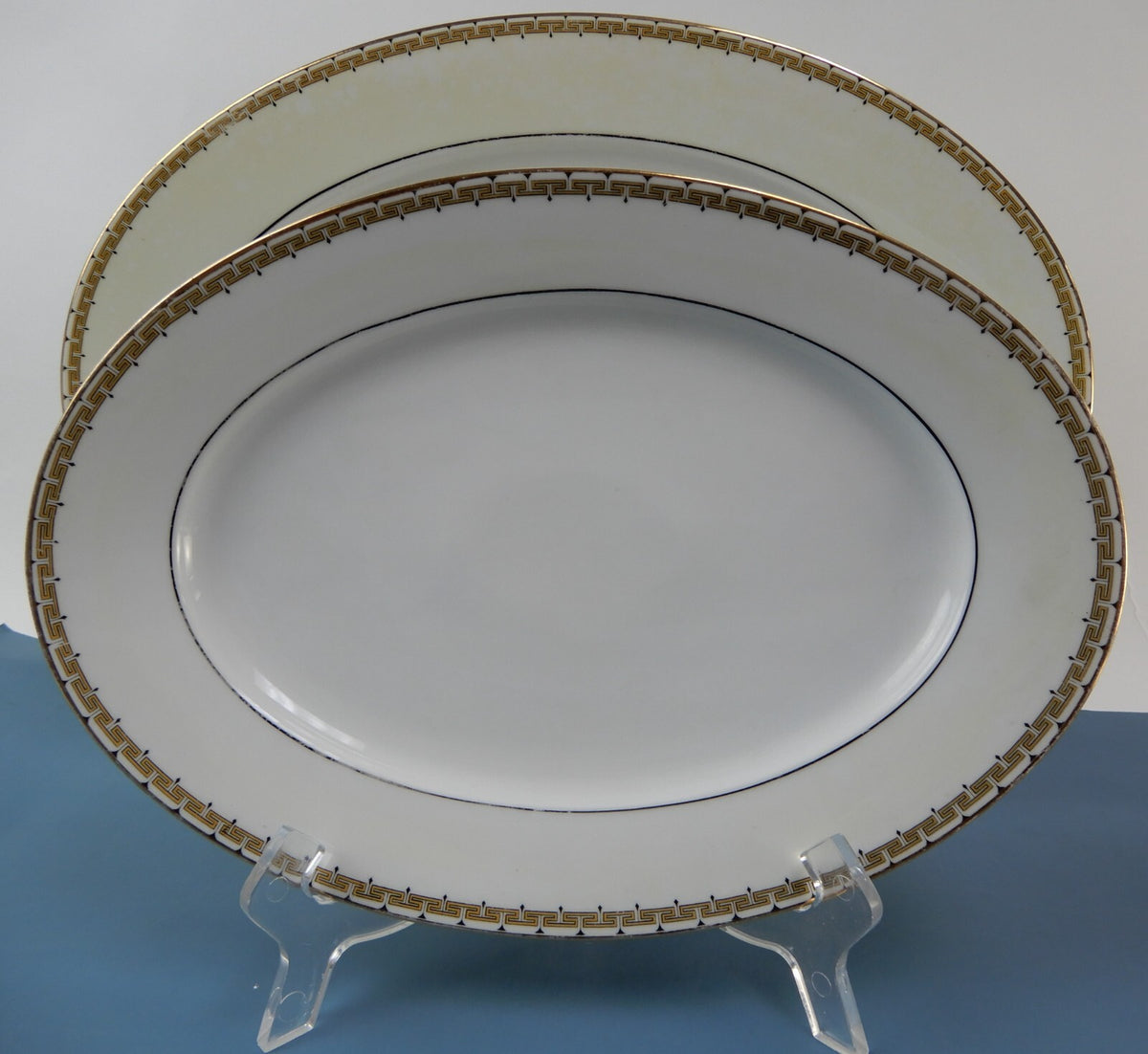 Set of 4 Hutschenreuther LHS Favorite Bavaria Serving Pieces
