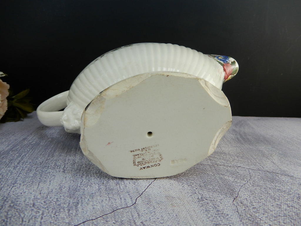 Vintage Wedgewood 'Conway' Gravy Boat And Creamer