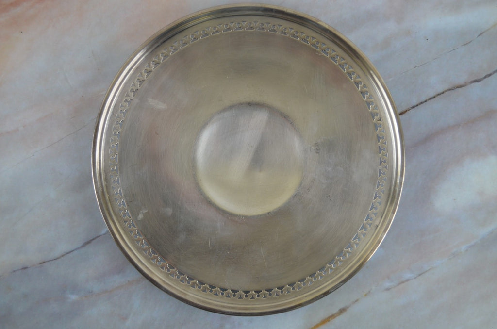 Vintage International Silver Plated Tray, Ornate Design, 10" Diameter