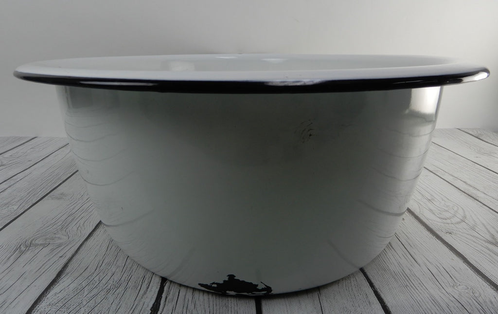 Vintage White Enamelware Oval Basin Wash Tub Bath Planter,Baby Wash 25-1/2" Long