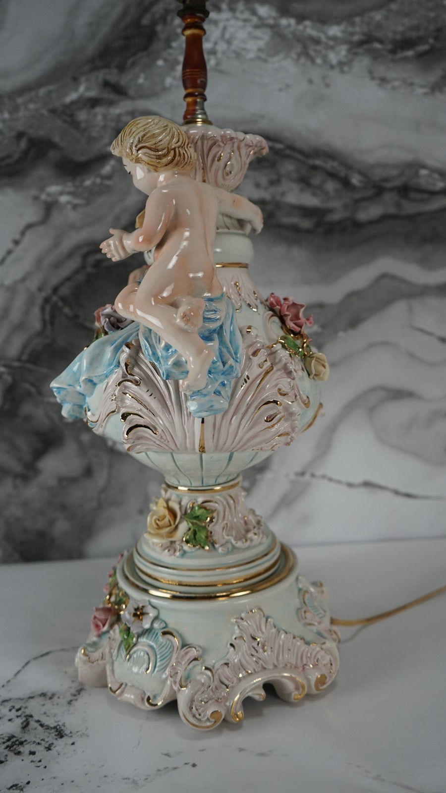 Vintage Porcelain Floral Capodimonte 3 way Light Italian Table Lamp w/Cherubs