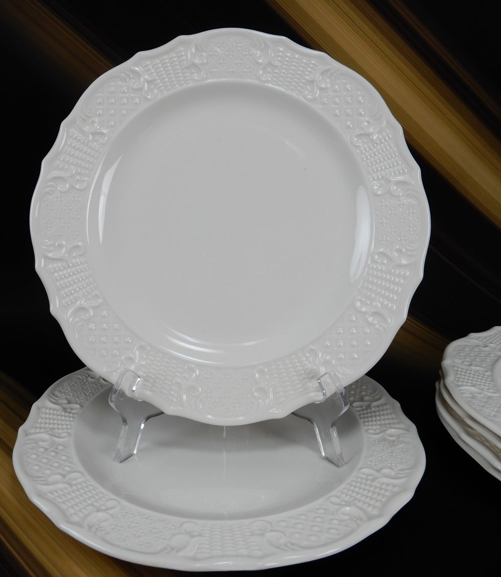 Six Canonsburg Pottery American Traditional Embossed 10-1/8" Dinner Plates