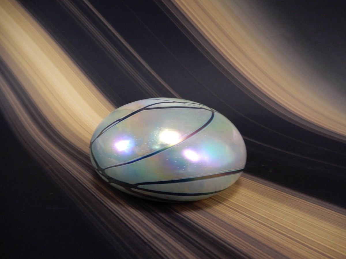 Vintage Gary Levay Hand Blown Iridescent Art Glass Paperweight Signed