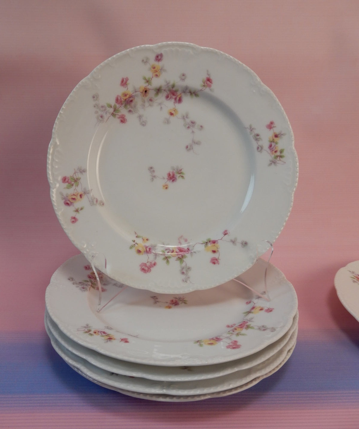 Set of 5 Bassett Limoges Austria "5789" Pattern 8-1/2" Salad Plates