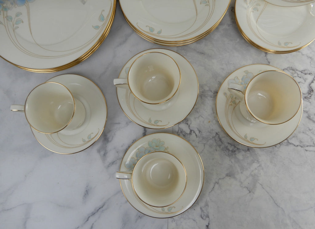20 Pieces 5-Piece 4 Place Noritake Fine China "Blue and Gold" 7703 Made in Japan