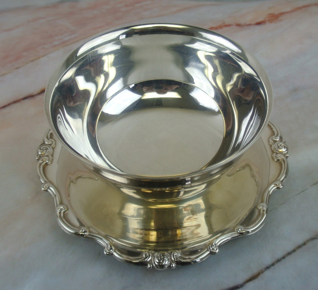 Vintage Gorham E P Silverplate Rondo Round Gravy Sauce with Attached Under Plate
