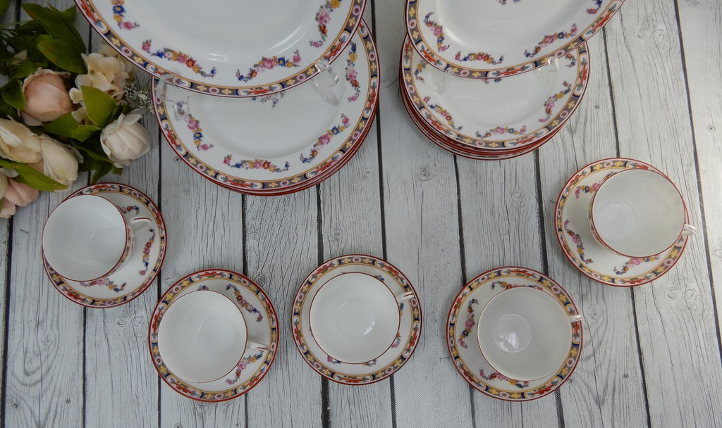 20 Pc 4-Piece 5 Place Setting Fraureth Saxony  Floral Bouquet "Standish"