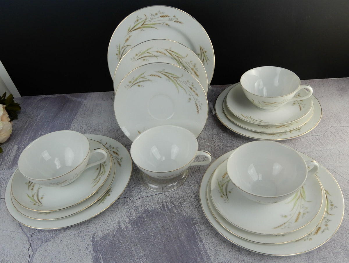 Set of 16 Pieces Golden Harvest Fine China Japan Cups,Saucers,B/B,Dessert Plates
