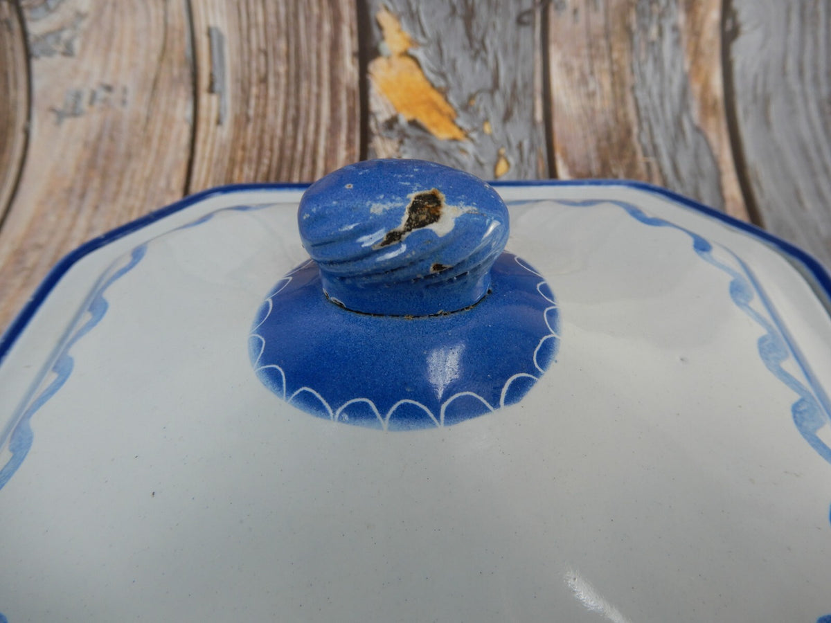 Made in Sweden Klafrestrom C1 White w/ Blue Rims Enamel Cast Iron  Casserole