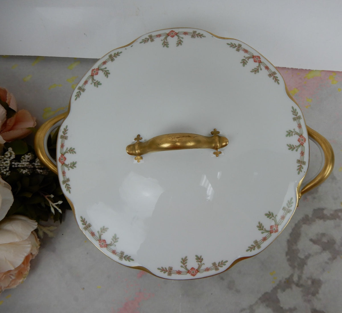 Vintage Haviland Limoges Schleiger 580 Pattern Lidded Vegetable Bowl
