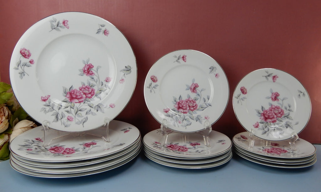 Set of 30 Pc. Vintage Meito Norleans China "Princess" 5 Place Setting NO SAUCERS