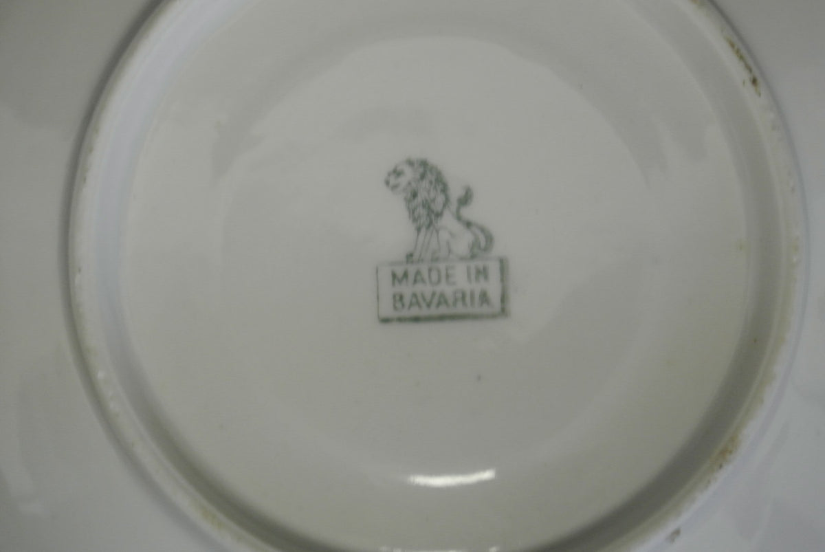 4 Vintage Lion Mark Made in Bavaria Green Cups & Saucers Decorated with Apples