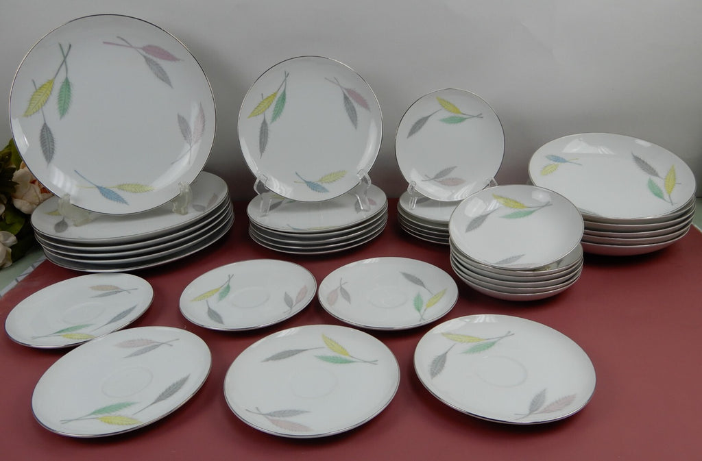 Vintage 42 Piece 6 Place Setting L & M China "DELICE" Pattern