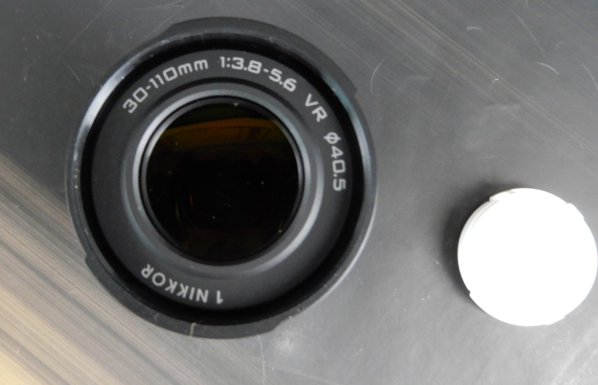 Nikon 1 NIKKOR 30-110mm f/3.8-5.6  ED IF  1m/3.3 ft Auto Lens White