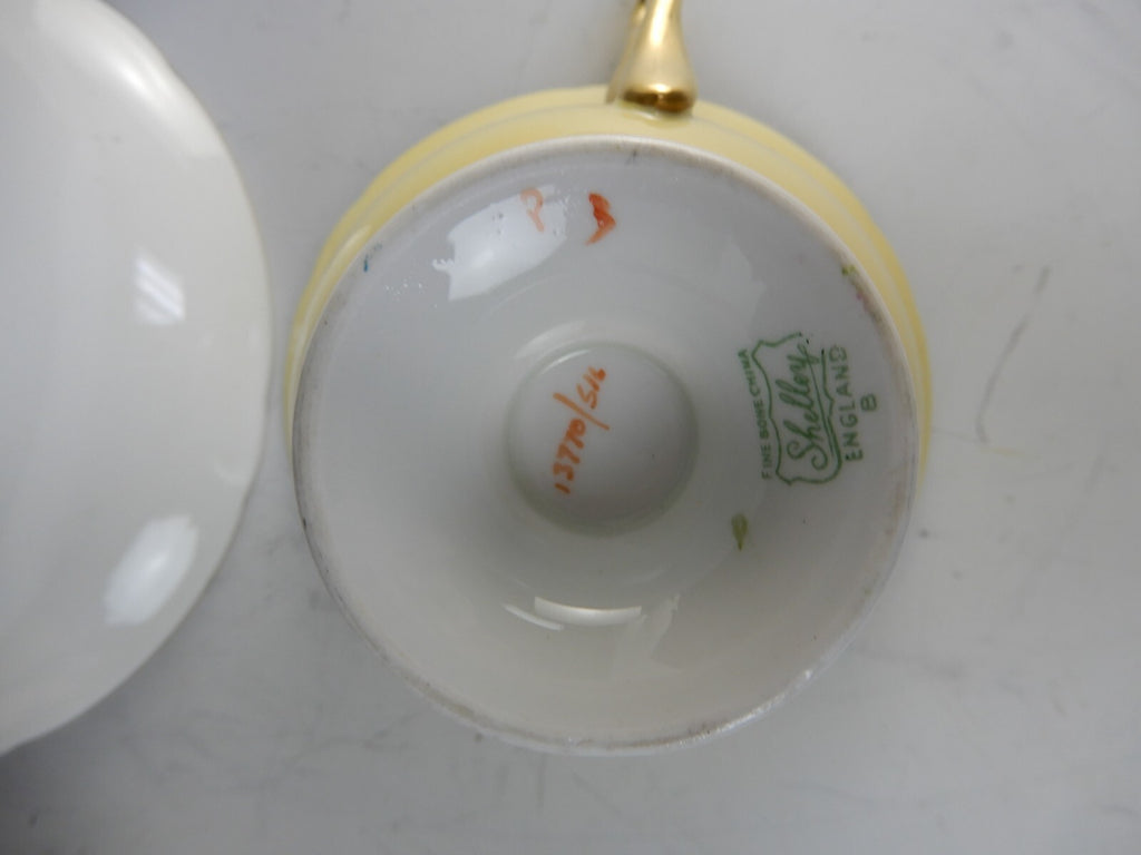 Shelley "Fruit Orchard" Center Yellow Cup & Saucer 13770 English Fine Bone China