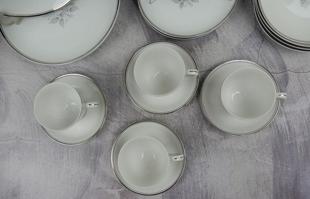 Set of 20 Pieces -4 Place Setting "Rosetta" Empress China Fine China Japan