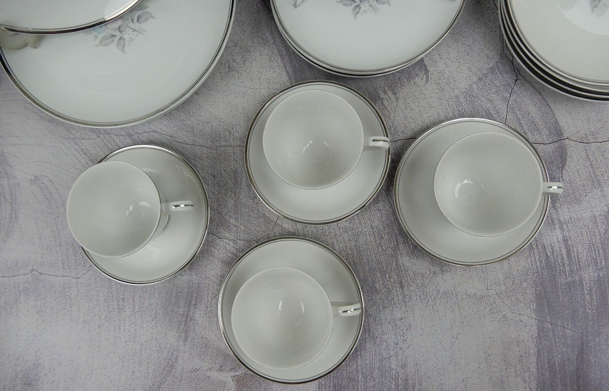Set of 20 Pieces -4 Place Setting "Rosetta" Empress China Fine China Japan