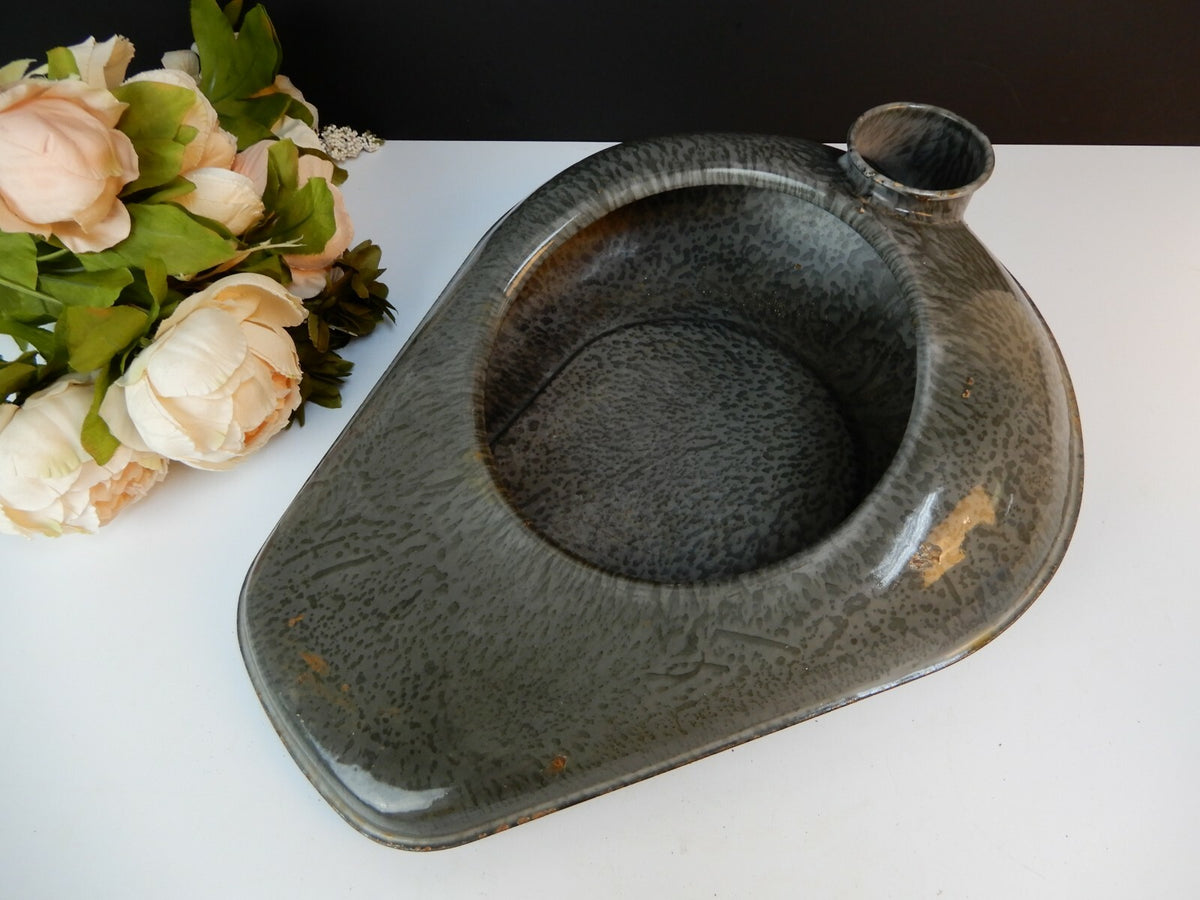 Vtge Grey Enamelware Graniteware L & G Mfg Co Hospital Bed Pan Farmhouse Decor