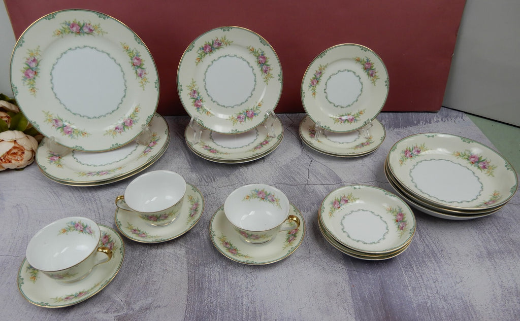 20 Piece Place Setting Vintage Morimura Fine China Made in Japan w/Roses