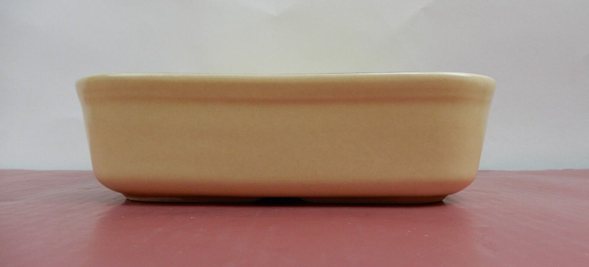 Pfaltzgraff Village USA 2 Qt. Baker 8" (237) Cracker Tray(703)