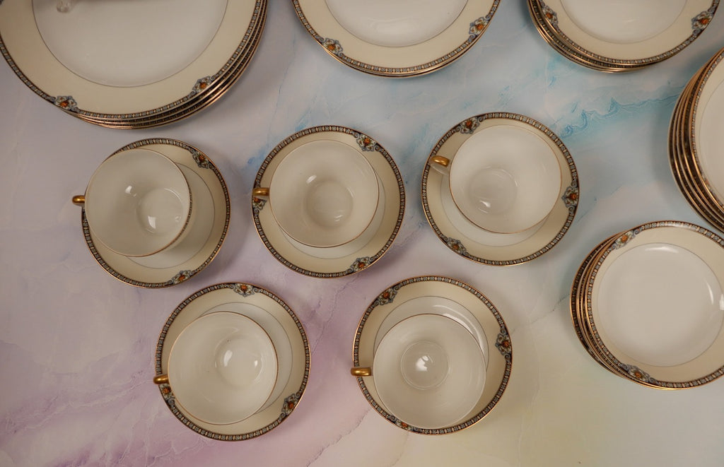 35 Pc  7-Piece 5 Place Setting Noritake Morimura Japan Shirley Pattern