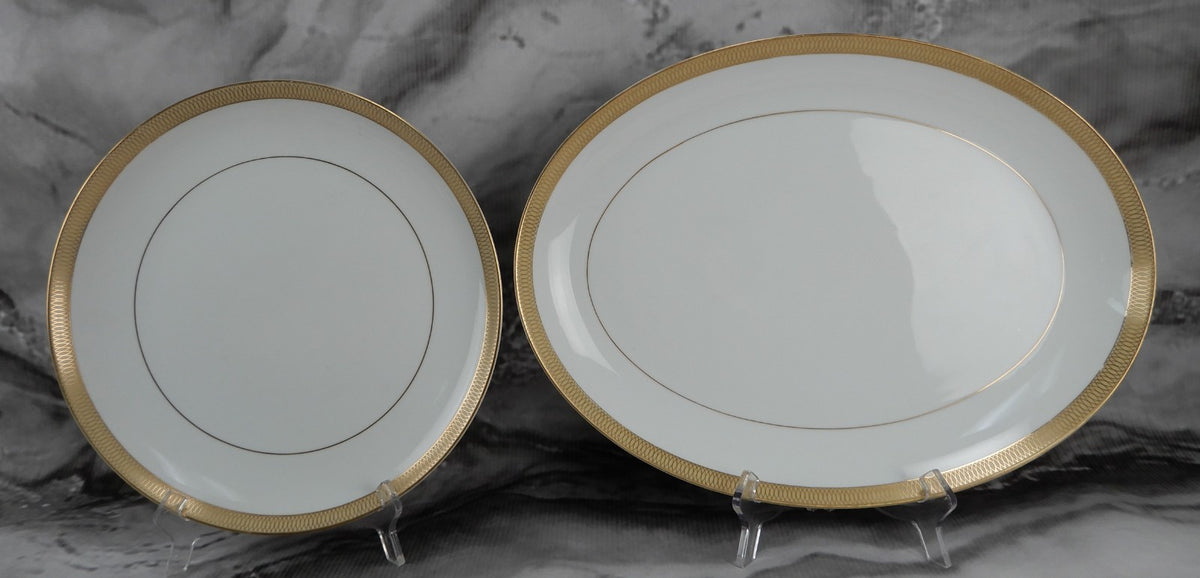 4 Pc Mikasa Bristol 16-1/2" Platter, Sugar Bowl,Creamer and 12-1/4" Chop Platter