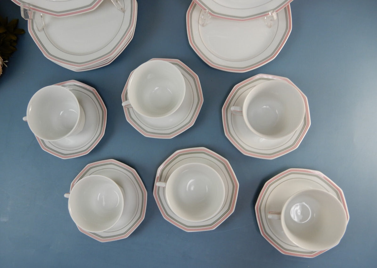 19 Piece Winterling Marktleuthen Bavaria Decor Spülmaschinenfest W/Stripes