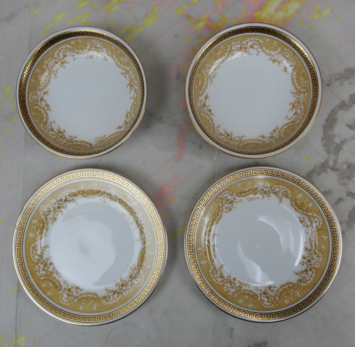 Two B/B Plates and Two Fruit Bowls From Royal Bayreuth Chantilly Bavaria