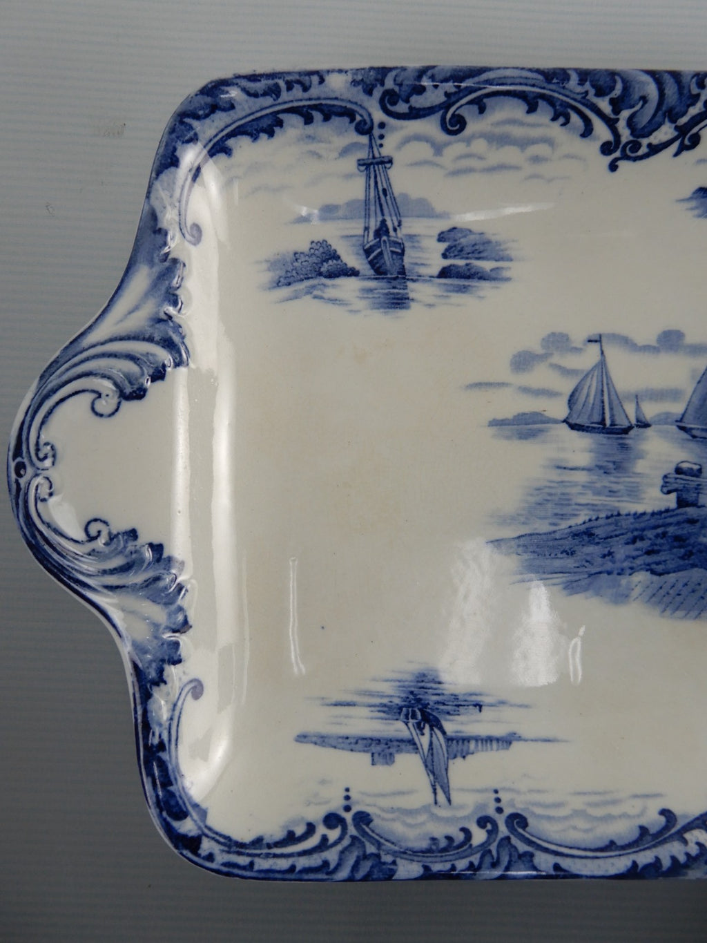 Antique Wedgwood "The Hague" Handled Sandwich Tray