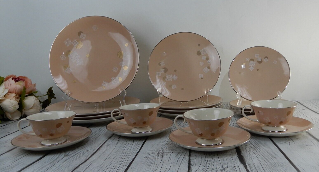 20- Piece Flintridge China "New Moon" 5 Piece Place Setting ~Service for- 4