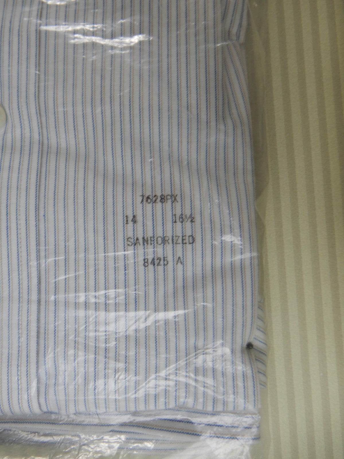 New 3 Long Sleeves One Short Sleeve Shirts Men's 16-1/2 -35 and 34 Lot of 4