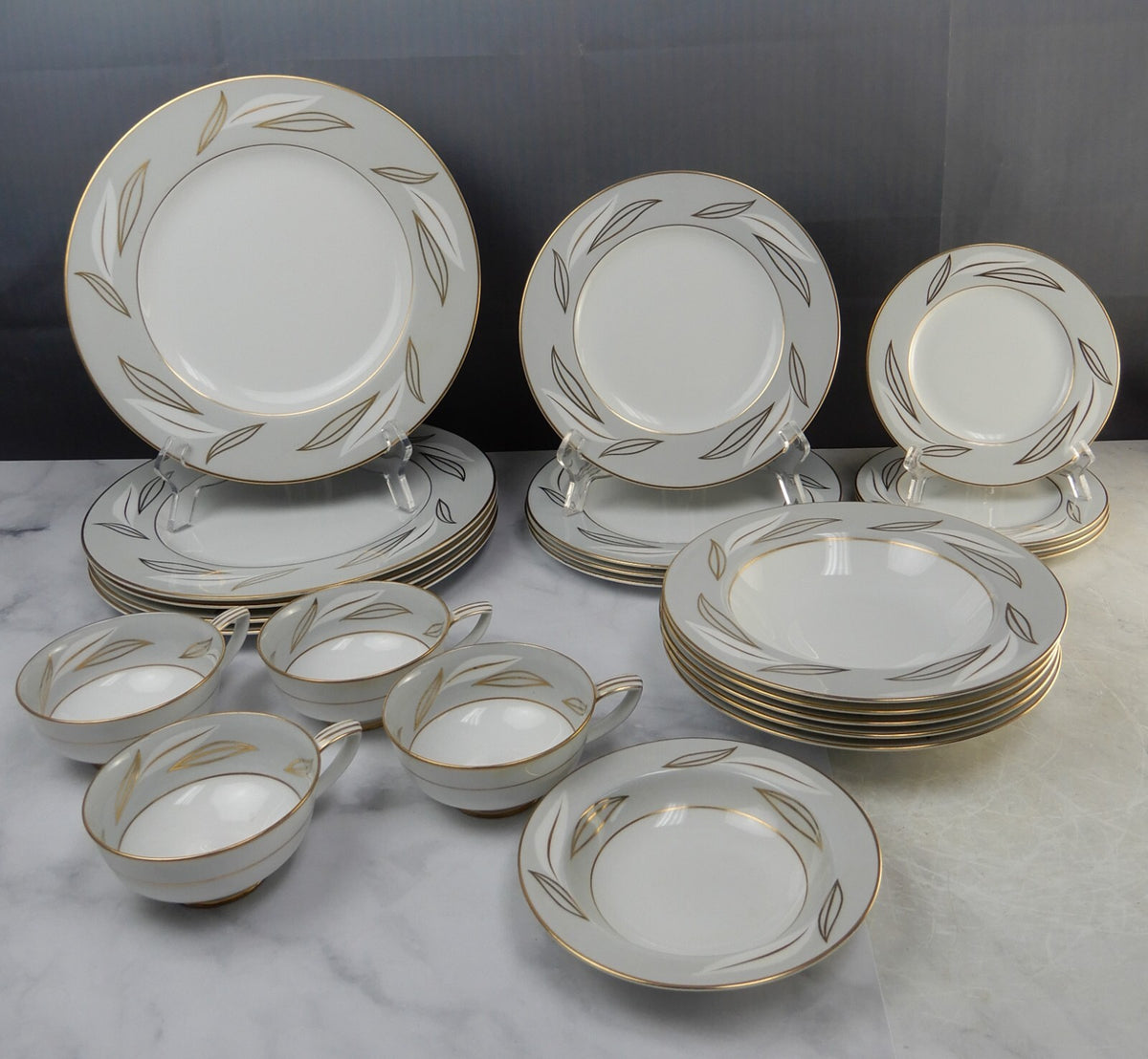 Vintage Noritake Fine China Wesley China 22 Pc. Service NO SAUCERS