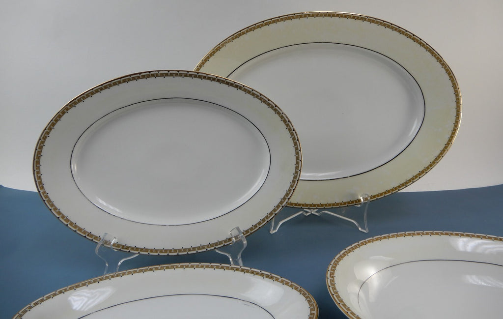 Set of 4 Hutschenreuther LHS Favorite Bavaria Serving Pieces