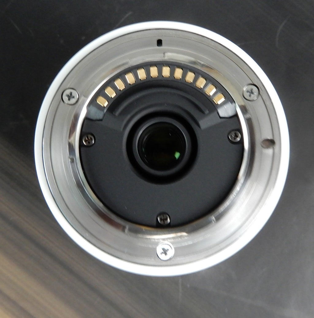 Nikon 1 NIKKOR 30-110mm f/3.8-5.6  ED IF  1m/3.3 ft Auto Lens White