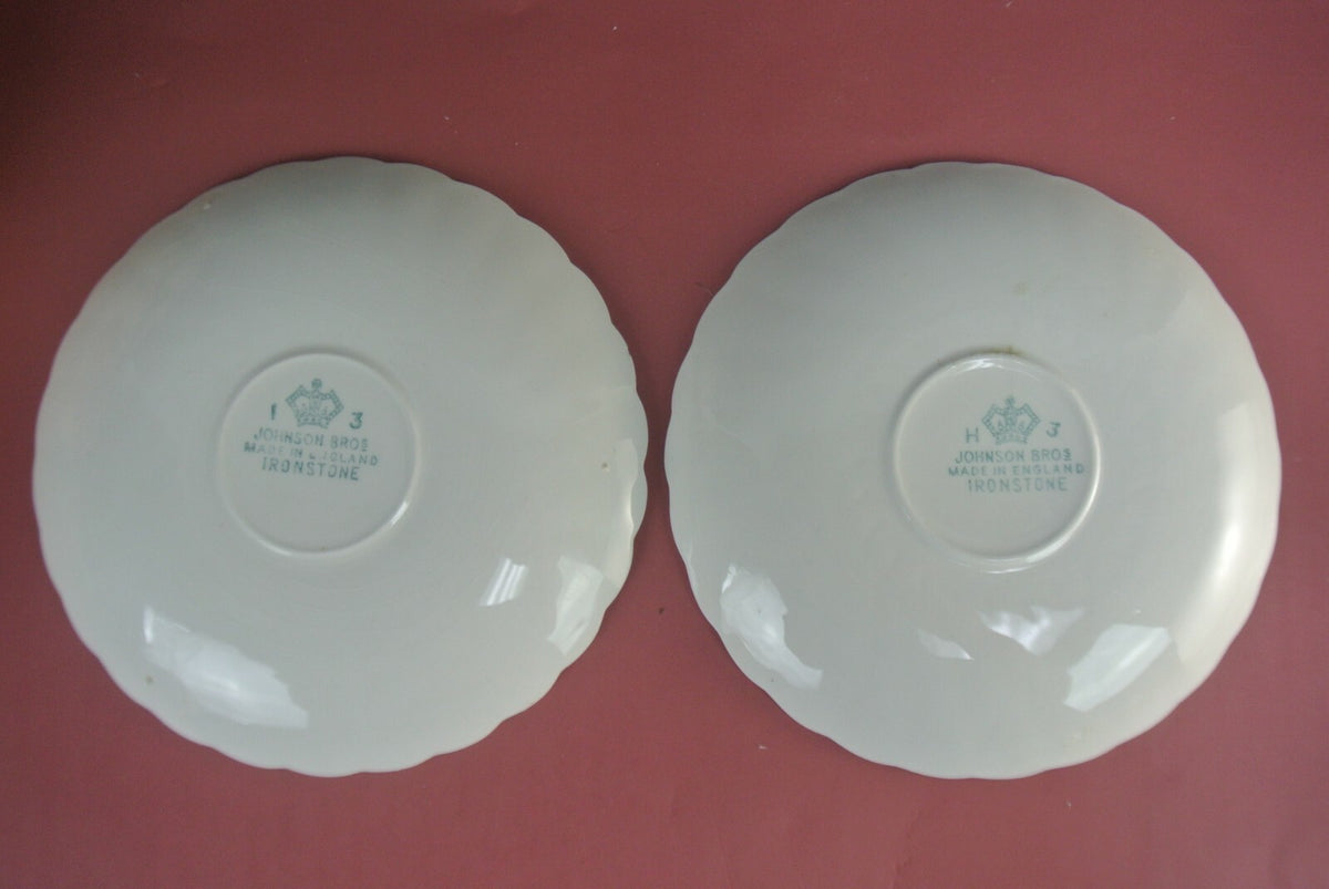 Mismatched Set Of Johnson Bros. Ironstone Dinnerware 6 Pieces