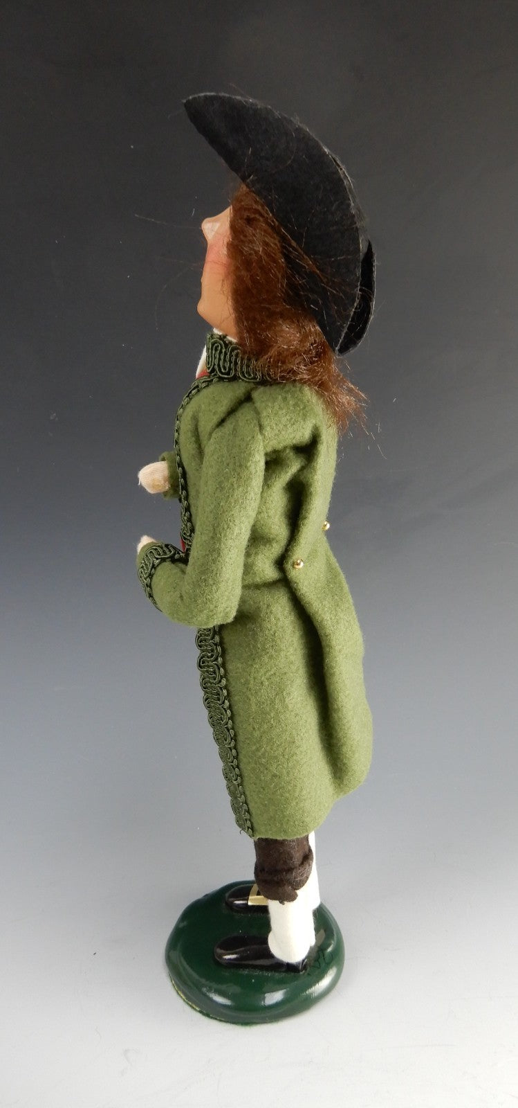 Byers Choice Caroler 1999 Carolers Colonian Man Signed  13-1/2"